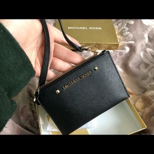 Micheal Kors wristlet